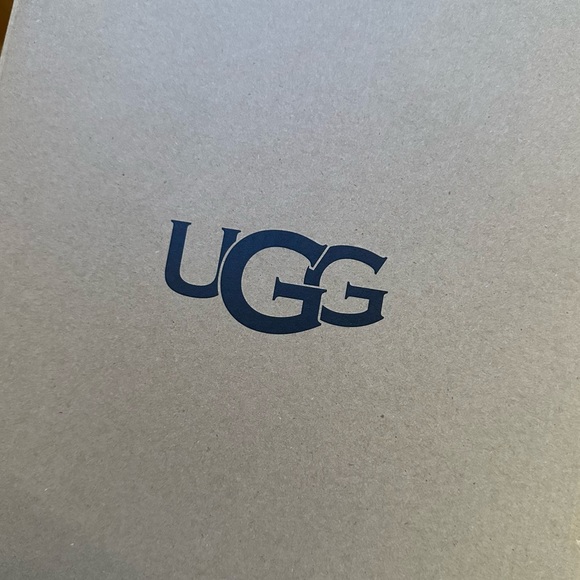 UGG FLUFF YEAH SLIDES/SLIPPERS - Picture 7 of 9